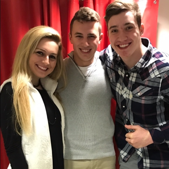 Express Quarter Zip - Picture 4 of 4